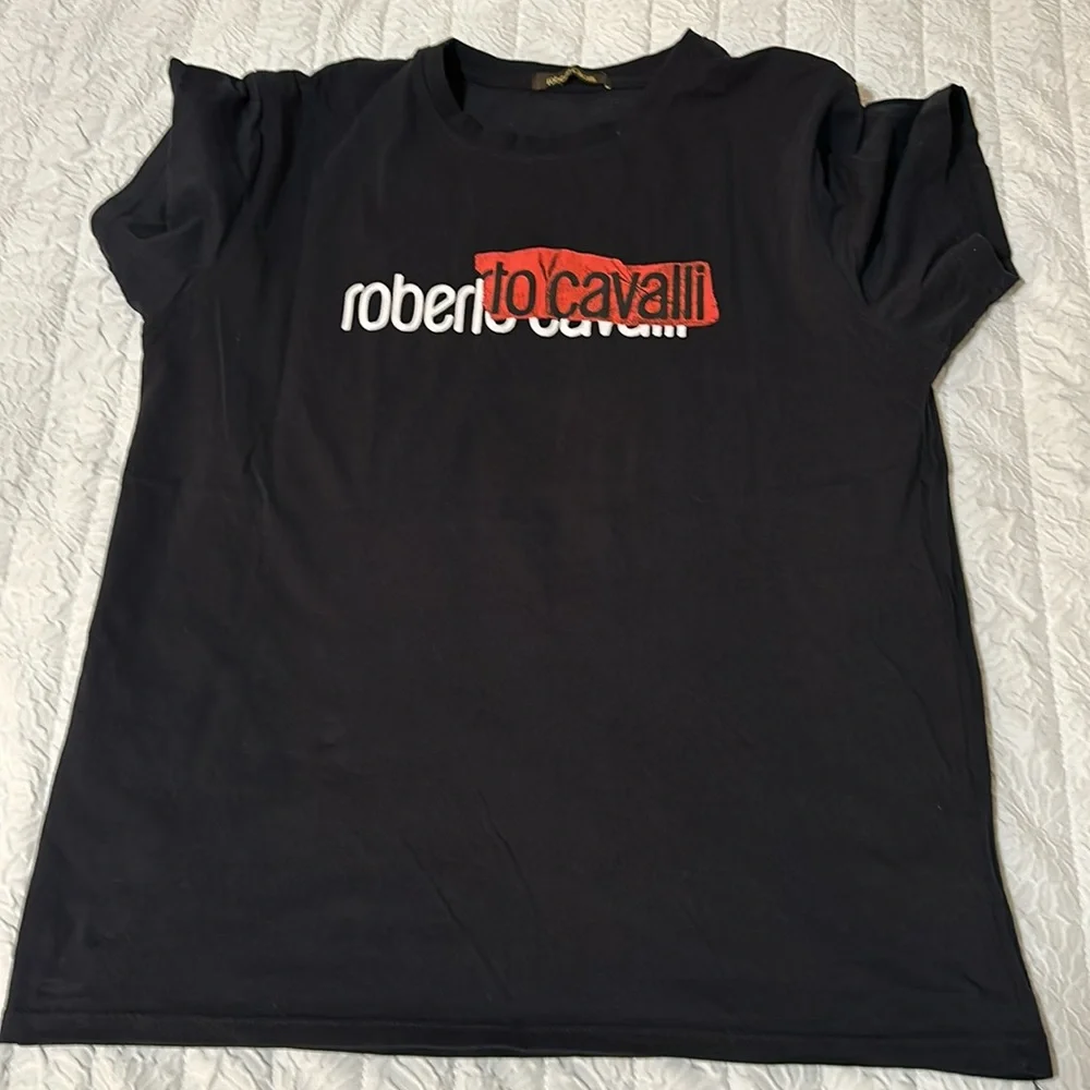 Roberto Cavalli T shirt Used bust still in good condition. - Picture 7 of 8